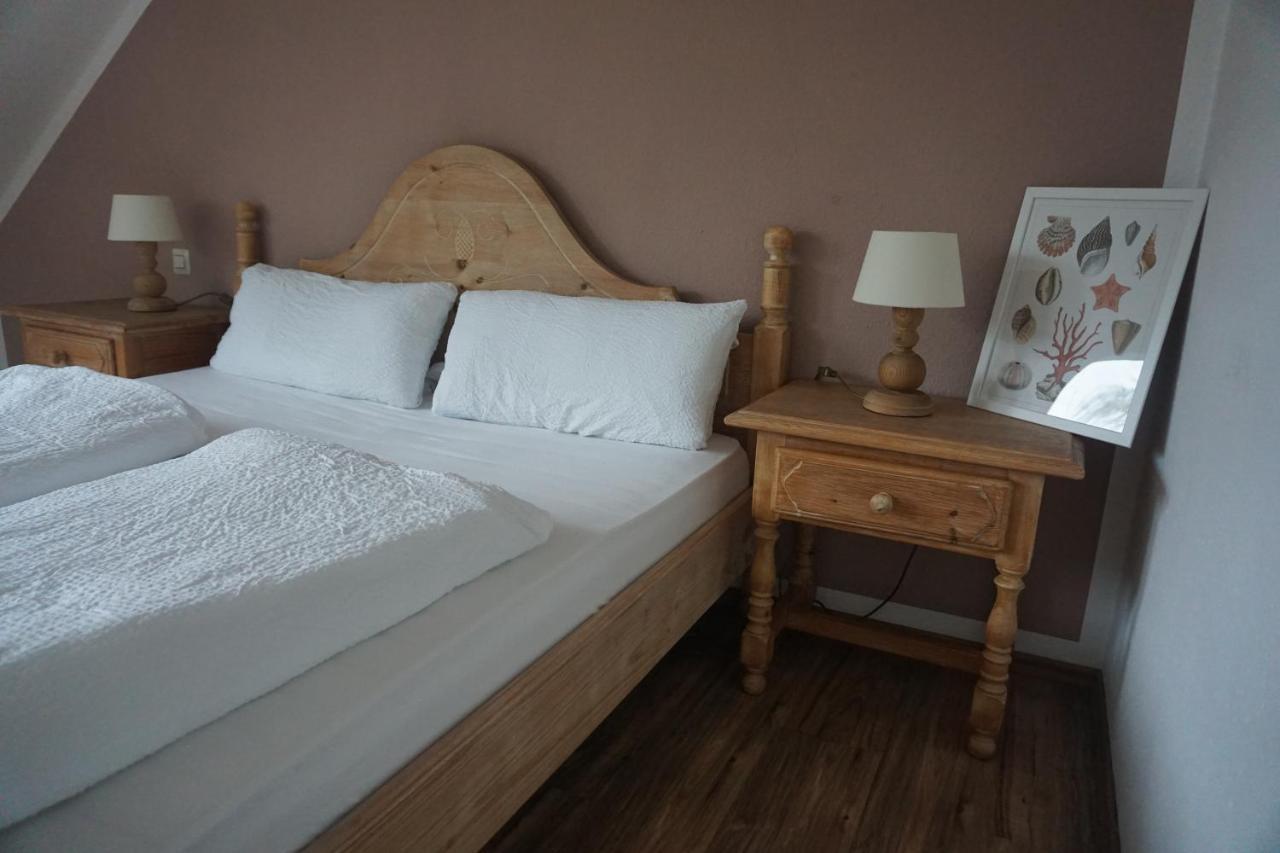 Landhotel Strandallee 분스토트 외부 사진