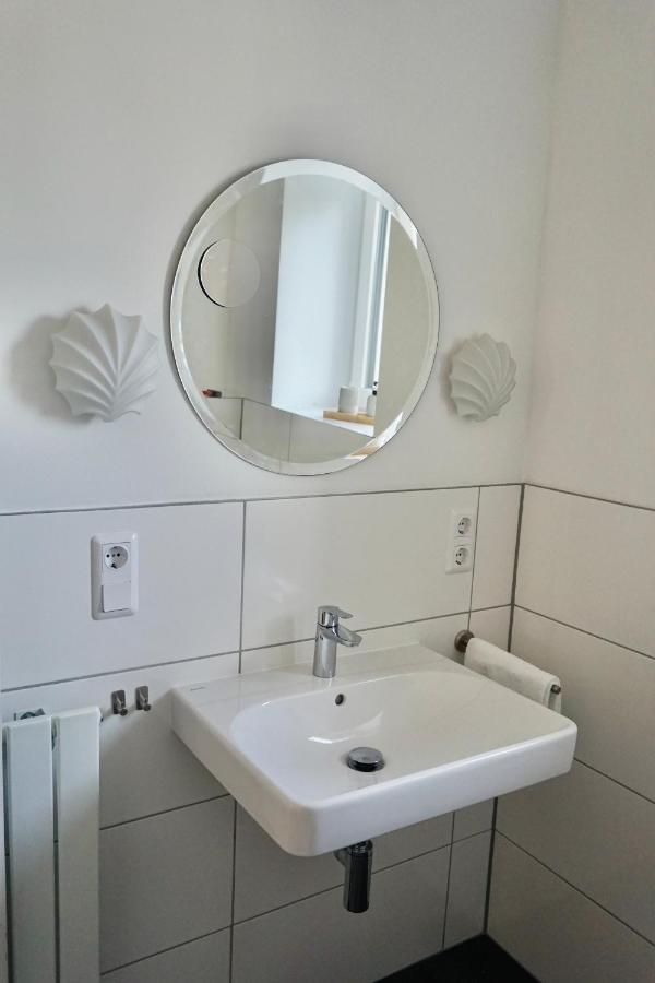 Landhotel Strandallee 분스토트 외부 사진
